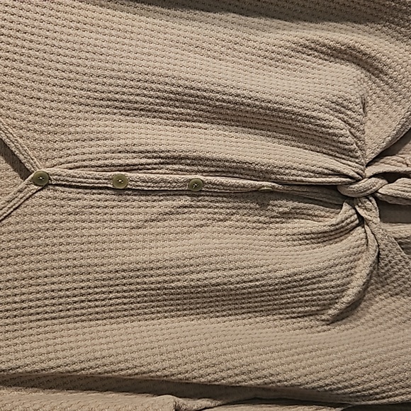 Top size lg - Picture 3 of 5